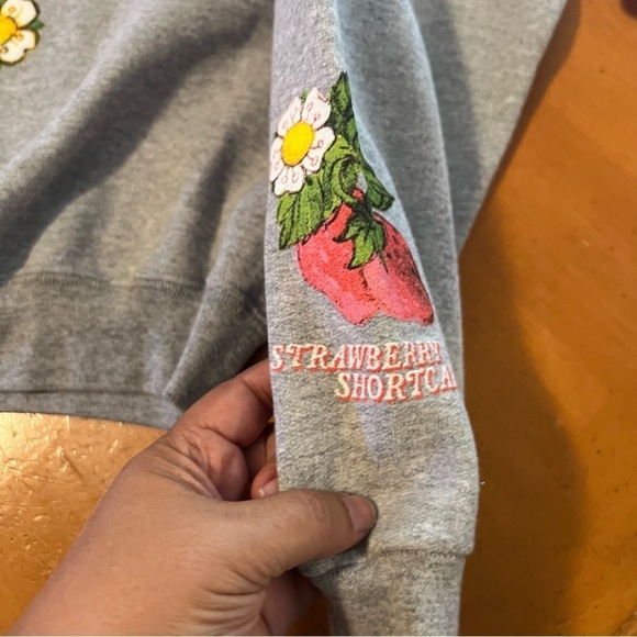 Strawberry Shortcake Women's Life Is Sweet Crewneck Sweatshirt in Gray L Kawaii - Picture 5 of 12